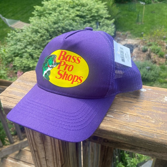 Ladies Purple Bass Pro Trucker Hat Nwt 